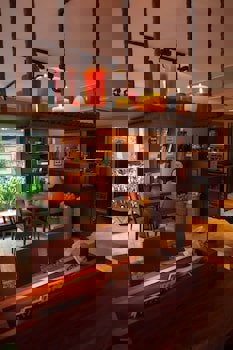 Juliet Rooms & Kitchen