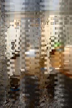 Juliet Rooms & Kitchen