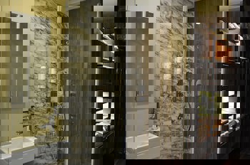 Juliet Rooms & Kitchen