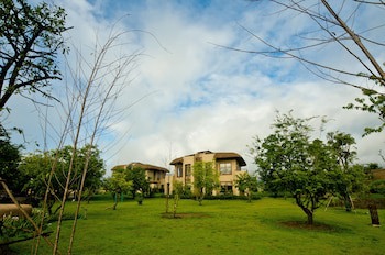 Montis Resort
