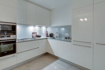 Black Pearl Luxury Apartments