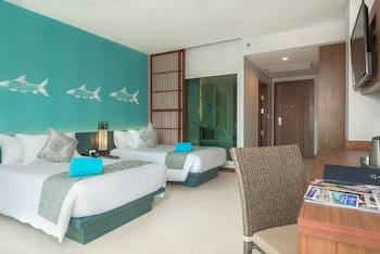 Fishermen's Harbour Urban Resort