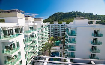 Fishermen's Harbour Urban Resort