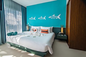 Fishermen's Harbour Urban Resort