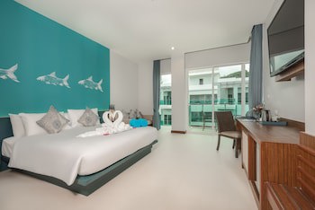 Fishermen's Harbour Urban Resort