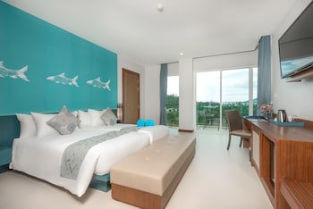 Fishermen's Harbour Urban Resort