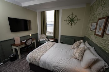Ardencaple Hotel By Greene King Inns
