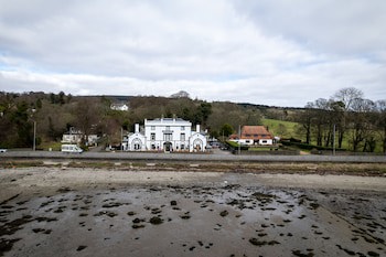 Ardencaple Hotel By Greene King Inns