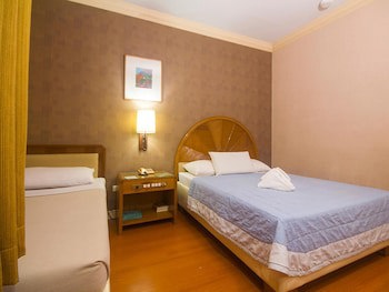 Grand City Hotel
