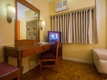 Grand City Hotel