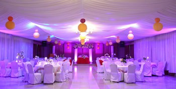 Grand City Hotel
