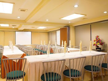 Grand City Hotel