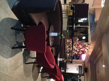 Grand City Hotel