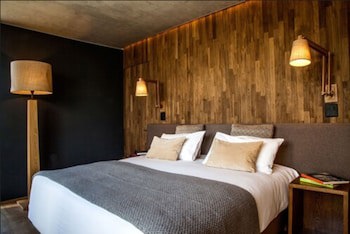 Casa De Uco Vineyards & Wine Hotel