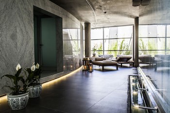 Casa De Uco Vineyards & Wine Hotel