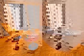 Business Life Boutique Hotel