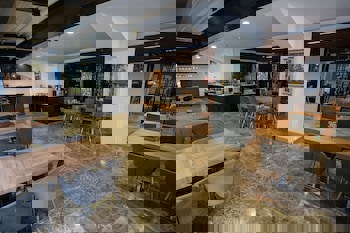 Business Life Boutique Hotel