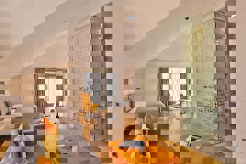 Business Life Boutique Hotel