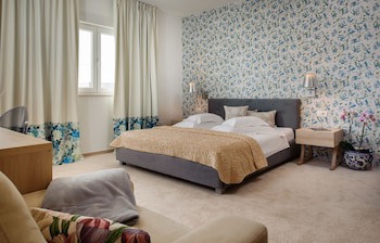 Boban Luxury Suites