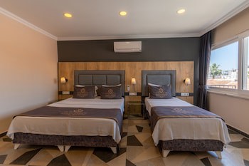 Akkan Hotel