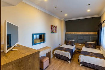Akkan Hotel