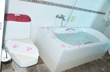 Great Wall Hotel