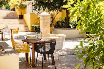 Bayside Boutique Hotel - Blue Bay Golf & Beach Resort