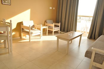 Christabelle Hotel Apartments galeri fotoğrafı