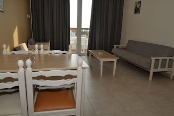Christabelle Hotel Apartments galeri fotoğrafı