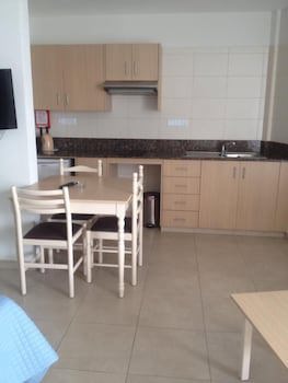 Christabelle Hotel Apartments fotoğrafı