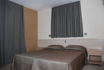 Christabelle Hotel Apartments galeri fotoğrafı