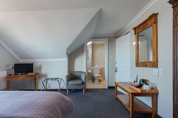 Blue Bay Lodge