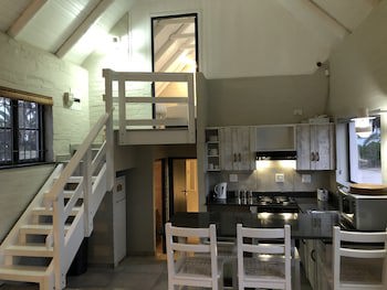 Blue Bay Lodge