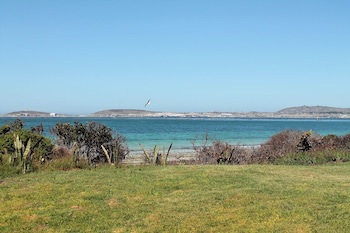 Blue Bay Lodge