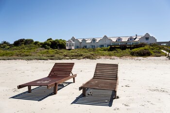Blue Bay Lodge