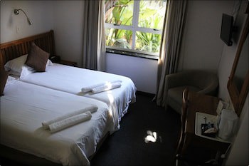 Blue Bay Lodge