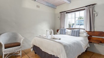 Blue Bay Lodge