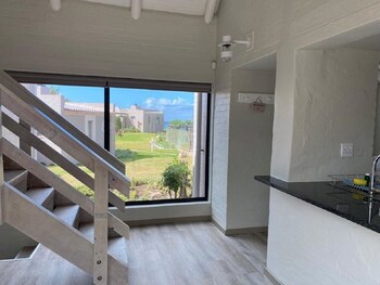 Blue Bay Lodge