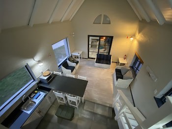 Blue Bay Lodge