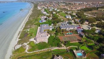 Blue Bay Lodge