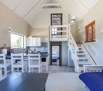 Blue Bay Lodge