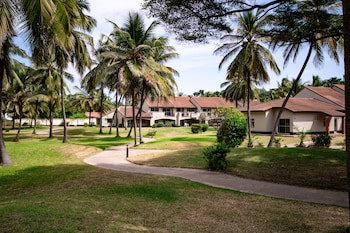 Kololi Beach Resort