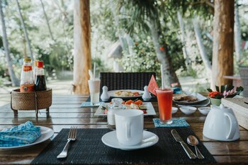 Aloka Bahari Villas