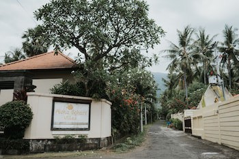 Aloka Bahari Villas