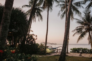 Aloka Bahari Villas