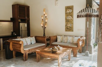 Aloka Bahari Villas