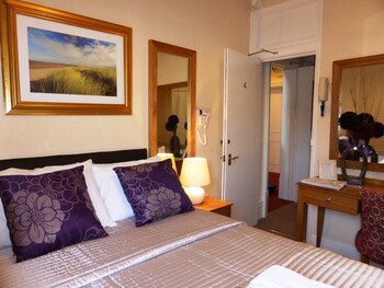 Bailey Ground Lodge