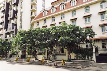 Central Mansions