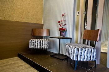 Fine Hotel