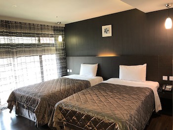 Fine Hotel